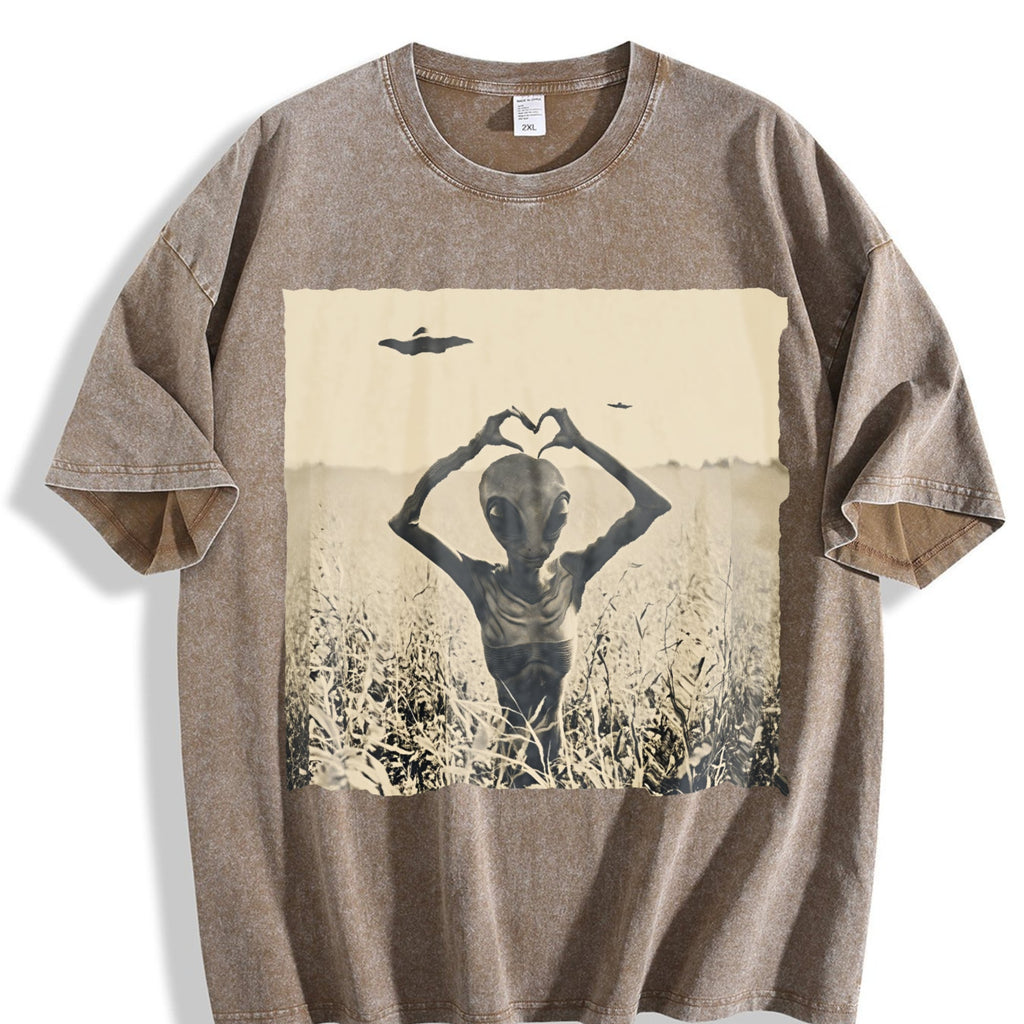 Alien Heart Hands in a Meadow Vintage Washed T-Shirt product image 3
