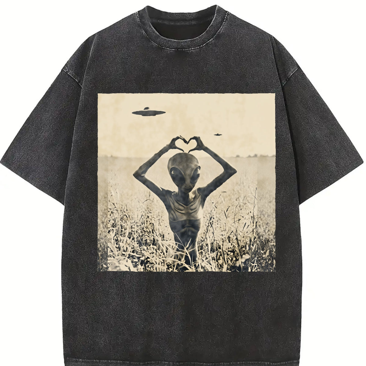 Alien Heart Hands in a Meadow Vintage Washed T-Shirt product image 2
