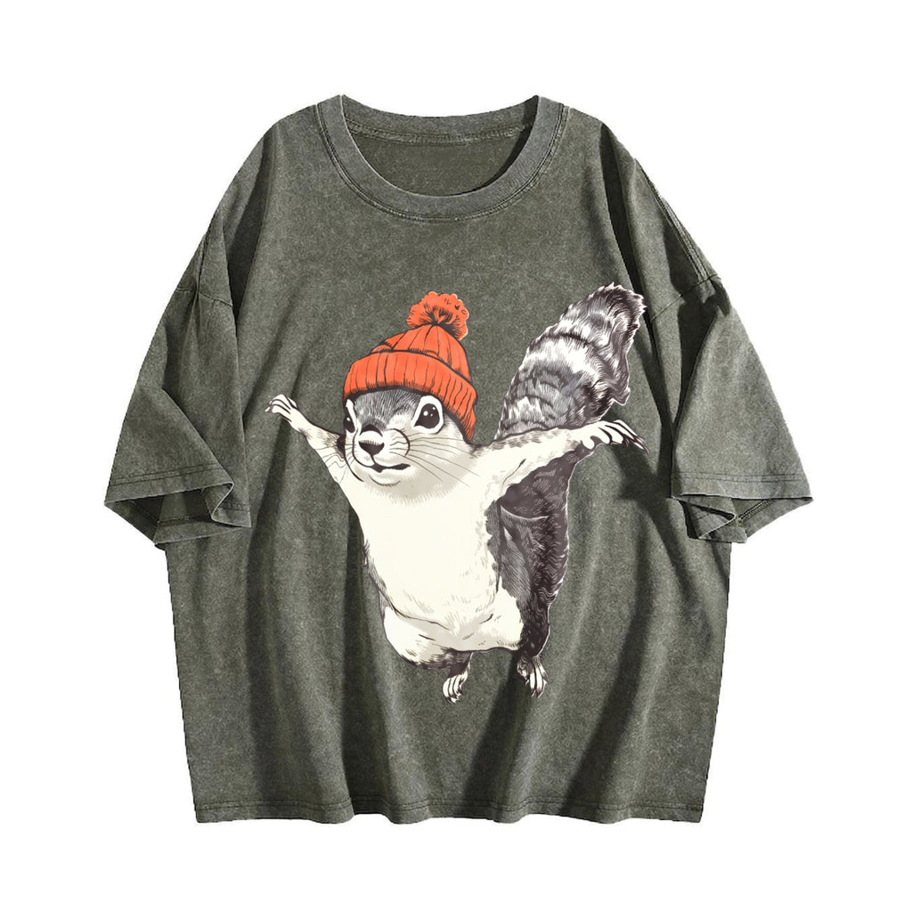 Winter Squirrel Short-sleeved With Orange Yarn Hat Vintage Washed T-Shirt