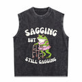 Sagging But Still Gagging Frog Funny Cringe Meme Men's Washed Tank Top