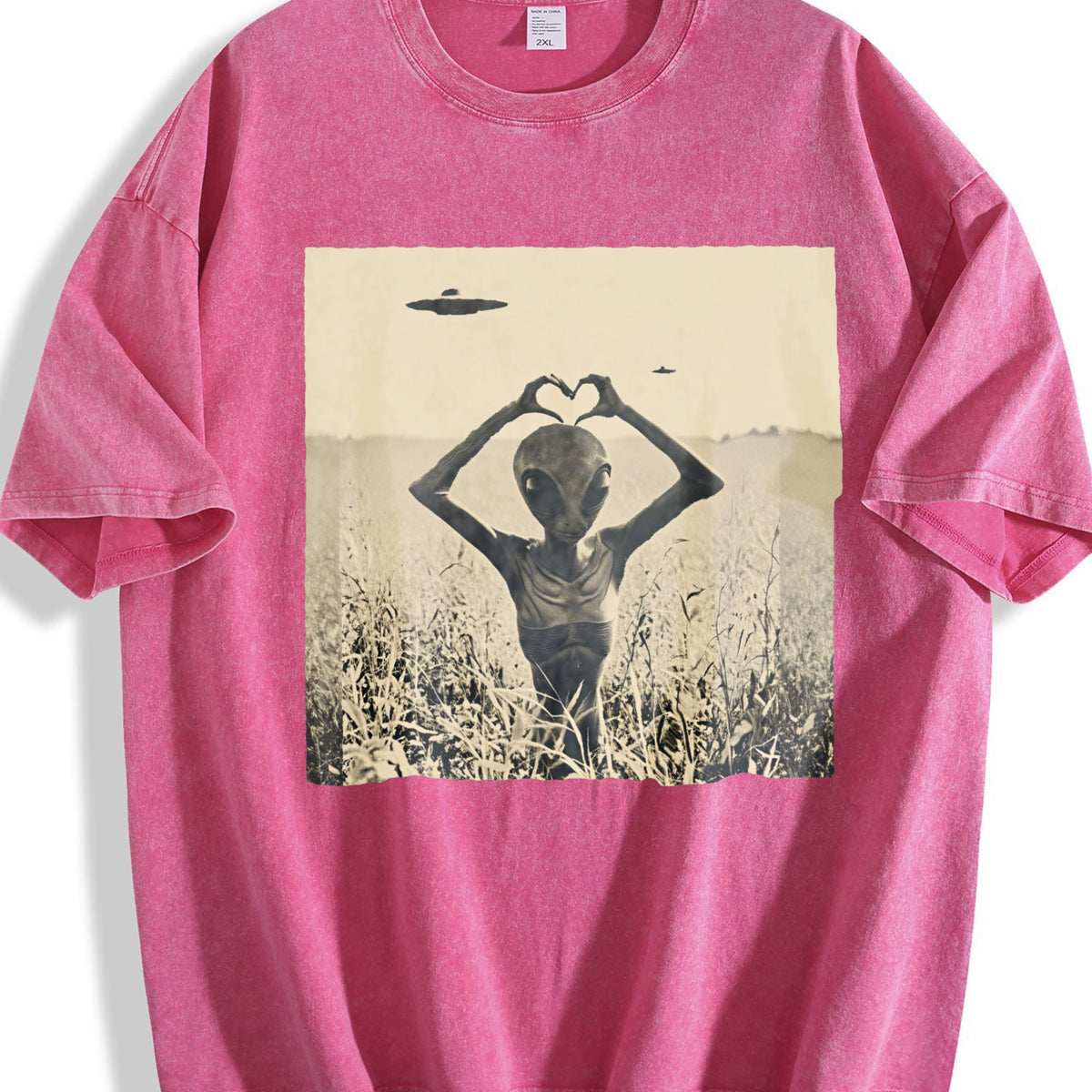 Alien Heart Hands in a Meadow Vintage Washed T-Shirt product image 5