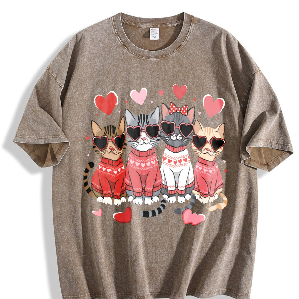 Valentine's Day : Winter A Cat With Heart-shaped Vintage product image 3